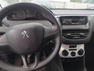 Peugeot 208 208 I (CA/CC/CK/CL), Hatchback, 2012 / 2019 1.0 Vti 12V PureTech picture 10