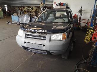 Salvage car Land Rover Freelander Freelander Soft Top, Terreinwagen, 1997 / 2006 1.8 16V 2001