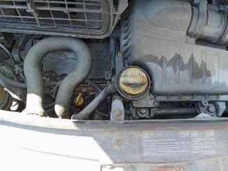 Nissan Primastar Primastar, Van, 2002 2.0 dCi 120 picture 10