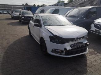 disassembly passenger cars Volkswagen Polo Polo V (6R), Hatchback, 2009 / 2017 1.0 12V BlueMotion Technology 2016