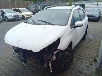 Vrakbiler auto Peugeot 2008 2008 (CU), MPV, 2013 / 2019 1.2 Vti 12V PureTech 82 2014/9