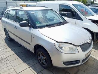 Dezmembrări autoturisme Skoda Fabia Fabia II Combi, Combi 5-drs, 2007 / 2015 1.2i 12V 2009/3