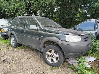 Salvage car Land Rover Freelander Station Wagon 2.5 V6 E 2003/2
