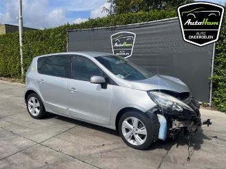 Renault Scenic Scenic III (JZ), MPV, 2009 / 2016 2.0 16V CVT picture 2