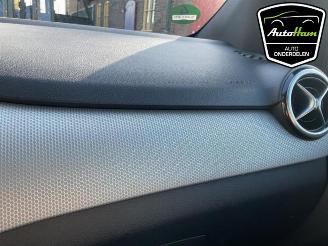 Mercedes B-klasse B (W246), Hatchback, 2011 / 2018 1.6 B-200 BlueEFFICIENCY Turbo 16V picture 11