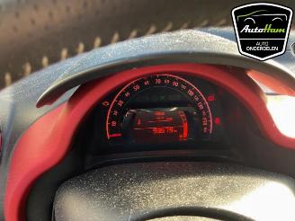 Renault Twingo Twingo III (AH), Hatchback 5-drs, 2014 1.0 SCe 70 12V picture 12