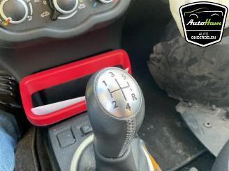 Renault Twingo Twingo III (AH), Hatchback 5-drs, 2014 1.0 SCe 70 12V picture 14