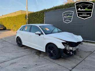 Audi A3 A3 Sportback (8VA/8VF), Hatchback 5-drs, 2012 / 2020 1.6 TDI Ultra 16V picture 2