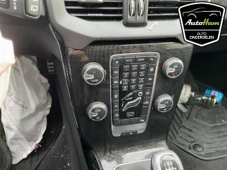 Volvo V-40 V40 (MV), Hatchback 5-drs, 2012 / 2019 2.0 T3 16V picture 12