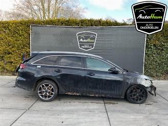 Ocazii autoturisme Kia Cee d Ceed Sportswagon (CDF), Combi 5-drs, 2018 1.6 GDI 16V PHEV 2022/6