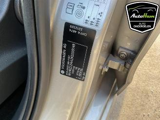 Volkswagen Up! Up! (121), Hatchback, 2011 1.0 12V 60 picture 11