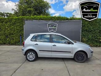 disassembly passenger cars Volkswagen Polo Polo IV (9N1/2/3), Hatchback, 2001 / 2012 1.2 12V 2007/1