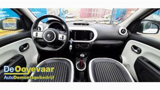 Renault Twingo Twingo III (AH), Hatchback 5-drs, 2014 1.0 SCe 75 12V picture 2