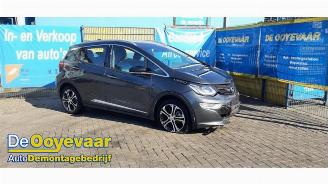 Vrakbiler auto Opel Ampera-E Ampera-e, Hatchback, 2017 / 2019 Ampera-e 2020/2