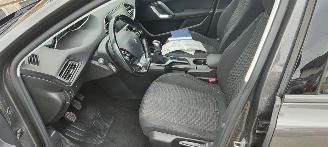 Peugeot 308 Peugeot 308 SW Active navi top gepflegt picture 8