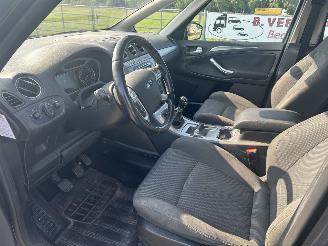 Ford S-Max 2.0 Titanium 5p. MOTORSCHADE ! picture 7