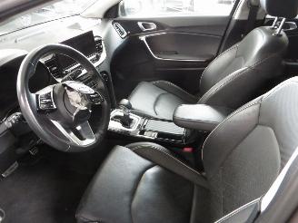 Kia Ceed 1.6gdi hybrid automaat picture 9