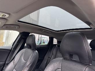 Volvo V-40 CROSS COUNTRY 1.5 T3 AUTOMAAT BJ 2019 picture 10