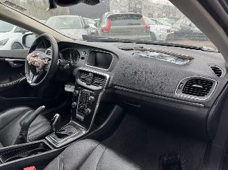 Volvo V-40 CROSS COUNTRY 1.5 T3 AUTOMAAT BJ 2019 picture 11