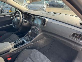 Renault Talisman Estate 1.6 TCe Zen AUTOMAAT picture 10
