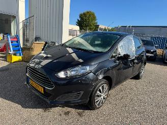 skadebil auto Ford Fiesta 1.0 Champion BJ 2013 57.764 KM 2013/2