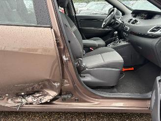 Renault Scenic 1.4 TCe Expression picture 7