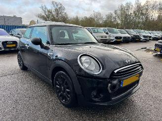 Mini One Mini 1.2 One bj 15 134790 km picture 6