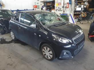 Peugeot 108 108, Hatchback, 2014 1.0 12V picture 4