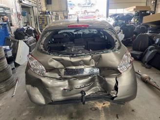 Peugeot 208 208 I (CA/CC/CK/CL), Hatchback, 2012 / 2019 1.6 Vti 16V picture 5