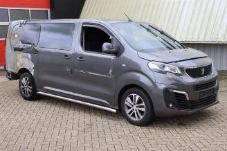 Vrakbiler auto Peugeot Expert Expert (VA/VB/VE/VF/VY), Van, 2016 2.0 Blue HDi 180 16V 2018/4