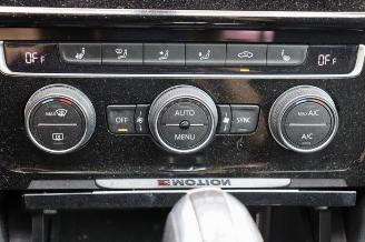 Volkswagen Golf Golf VII (AUA), Hatchback, 2012 / 2021 2.0 R 4Motion 16V picture 18