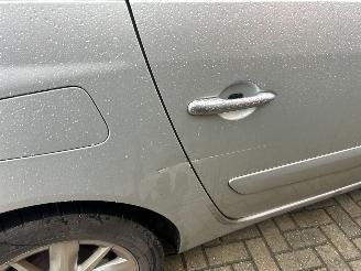 Renault Grand-espace 2.0 T DYNAMIQUE 7 P picture 6