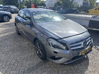 Coche accidentado Mercedes A-klasse 180 AMBITION 2013/9