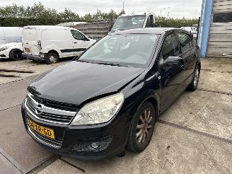 Damaged car Opel Astra 1.4 TEMPTATION 2007/8