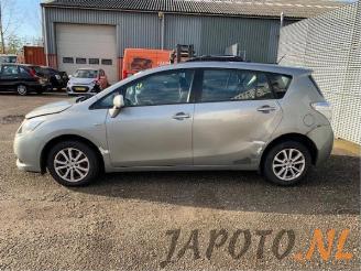 Toyota Verso Verso, MPV, 2009 / 2018 2.0 16V D-4D-F picture 2