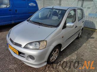 Daihatsu Young-rv YRV (M2), Hatchback, 2000 / 2006 1.0 12V DVVT STi picture 1