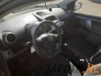 Toyota Aygo Aygo (B10), Hatchback, 2005 / 2014 1.0 12V VVT-i picture 11