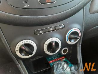 Hyundai I-10 i10 (F5), Hatchback, 2007 / 2013 1.1i 12V picture 14