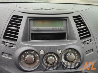 Mitsubishi Grandis Grandis (NA), MPV, 2004 / 2010 2.4 16V MIVEC picture 12