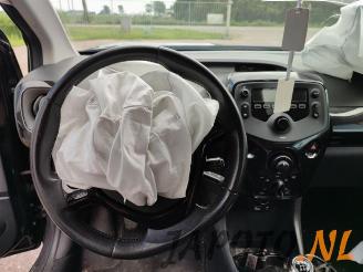 Toyota Aygo Aygo (B40), Hatchback, 2014 1.0 12V VVT-i picture 12