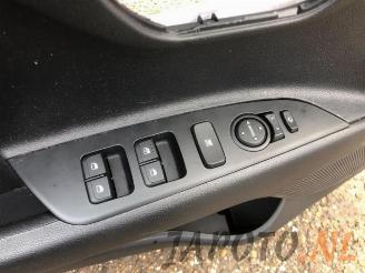 Kia Stonic Stonic (YB), SUV, 2017 1.0i T-GDi 12V Eco-Dynamics+ picture 15