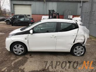 Toyota Aygo Aygo (B40), Hatchback, 2014 1.0 12V VVT-i picture 2