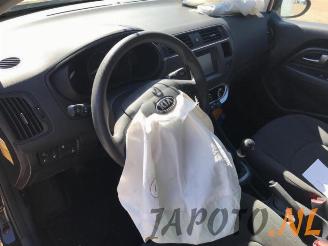 Kia Rio Rio III (UB), Hatchback, 2011 / 2017 1.2 CVVT 16V picture 10