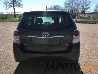 Toyota Verso Verso, MPV, 2009 / 2018 1.6 D-4D 16V picture 4