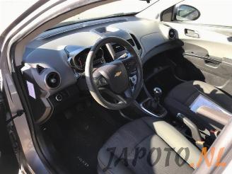 Chevrolet Aveo Aveo (300), Hatchback, 2006 / 2015 1.3 D 16V picture 10