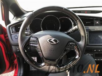 Kia Cee d Cee'd (JDB5), Hatchback 5-drs, 2012 / 2018 1.0i T-GDi 12V 120 picture 11