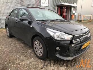 Kia Rio Rio IV (YB), Hatchback, 2017 1.0i T-GDi 100 12V picture 3