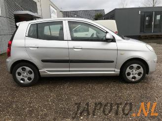 Kia Picanto Picanto (BA), Hatchback, 2004 / 2011 1.1 12V picture 4