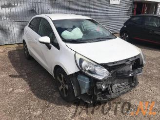 Kia Rio Rio III (UB), Hatchback, 2011 / 2017 1.2 CVVT 16V picture 2