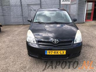 Toyota Corolla-verso Corolla Verso (R10/11), MPV, 2004 / 2009 1.6 16V VVT-i picture 3